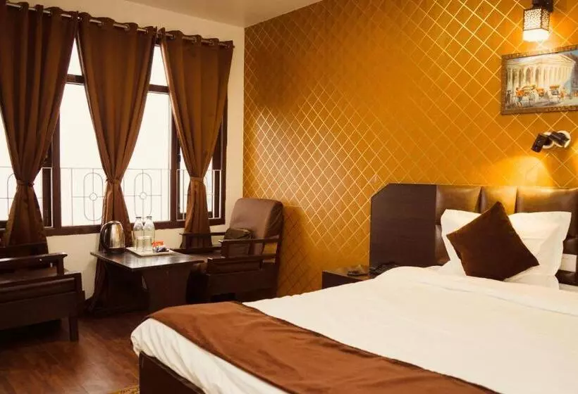 Hotelli Siddhi Vinayak Regency, Mg Marg