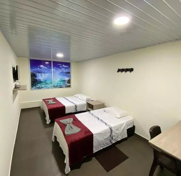 Hotelli Vivienda Turística Arboleda De Cádiz