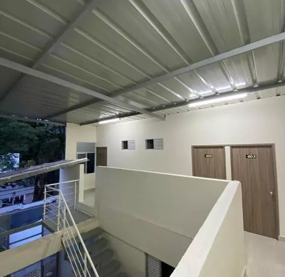 Hotelli Vivienda Turística Arboleda De Cádiz