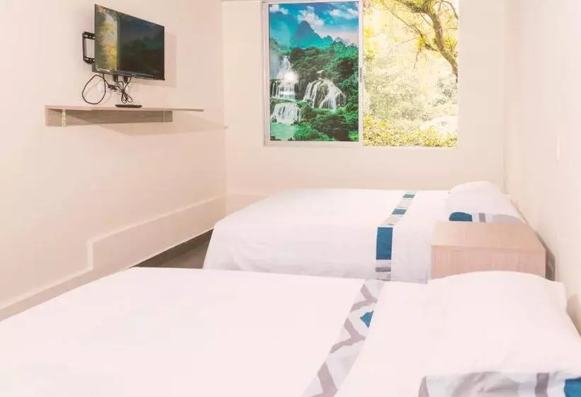 Hotelli Vivienda Turística Arboleda De Cádiz