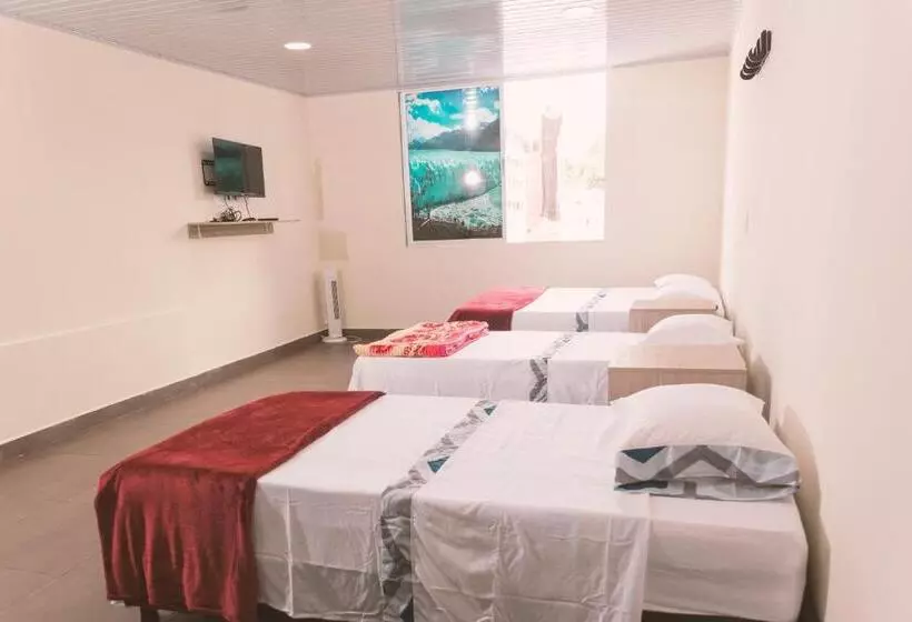 Hotelli Vivienda Turística Arboleda De Cádiz