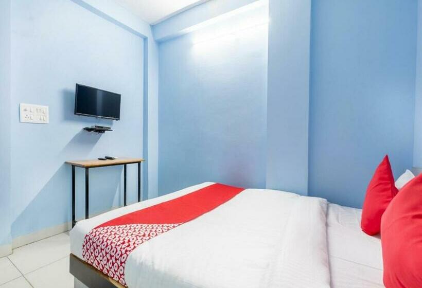 פנסיון Aashray