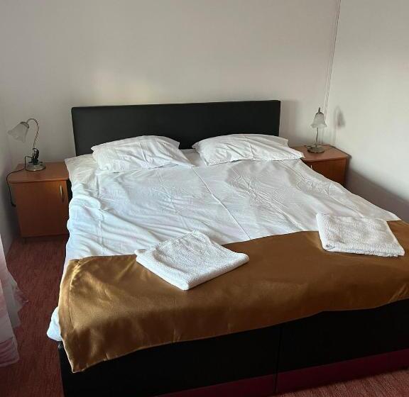 پانسیون Casa Conti