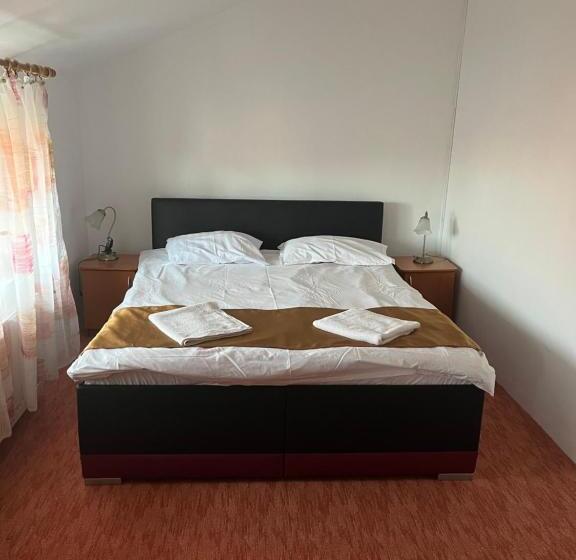 پانسیون Casa Conti