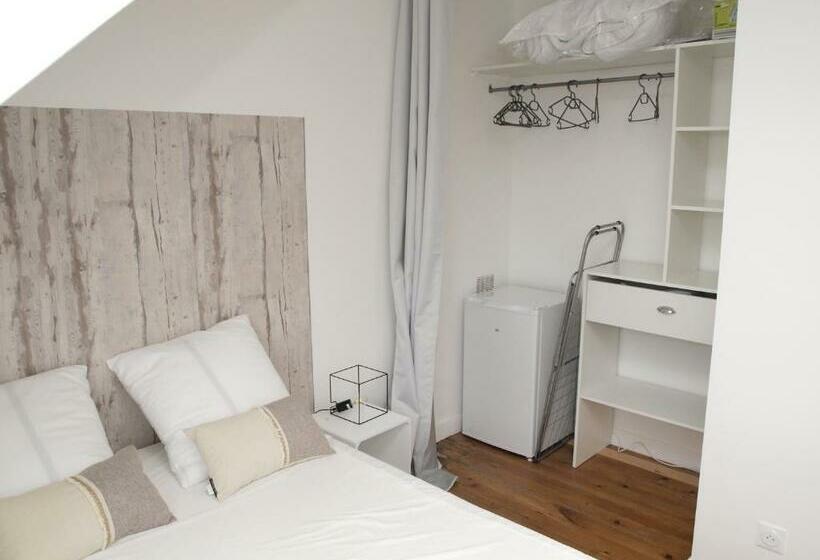 פנסיון Chambre Meublée 2ème R