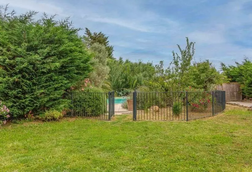 ペンション Le Mas Rose