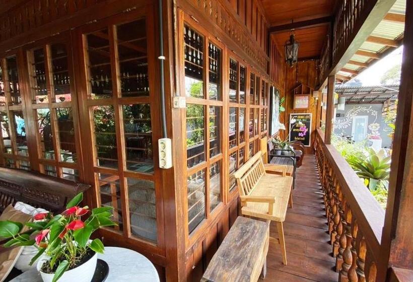 펜션 Rumah Kayu Sulawesi Antique