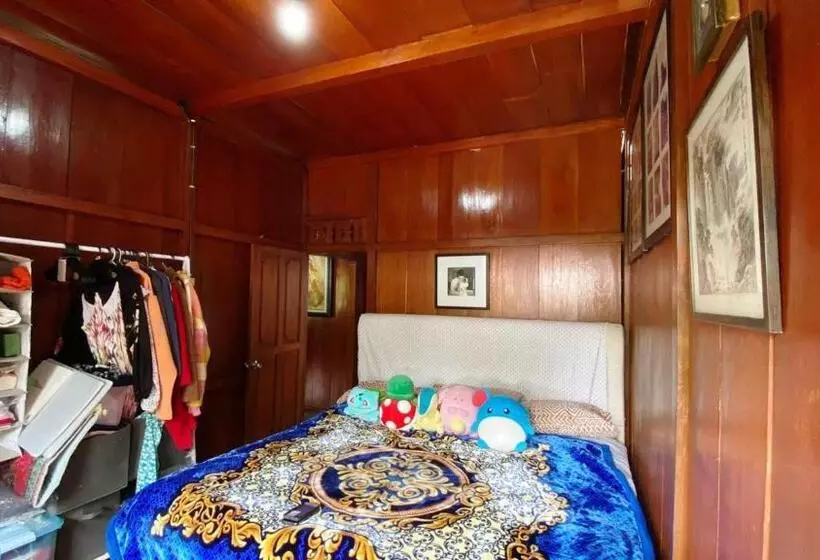 پانسیون Rumah Kayu Sulawesi Antique