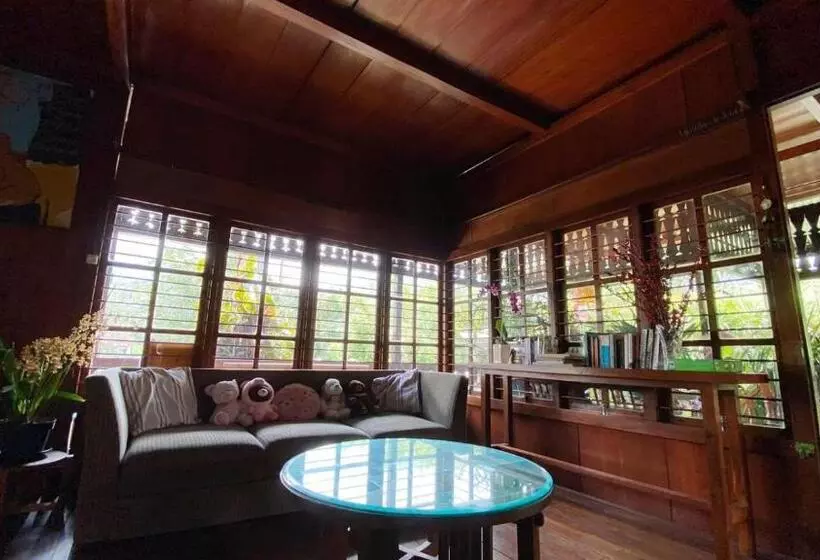 پانسیون Rumah Kayu Sulawesi Antique