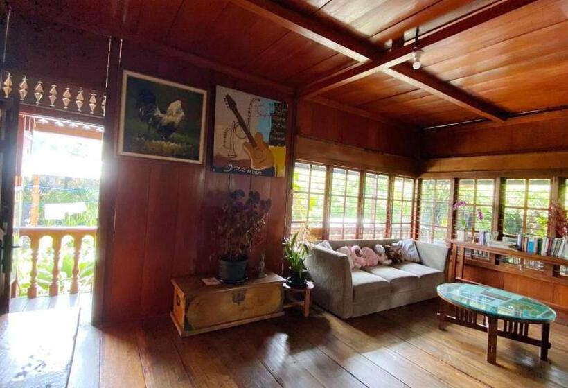 펜션 Rumah Kayu Sulawesi Antique