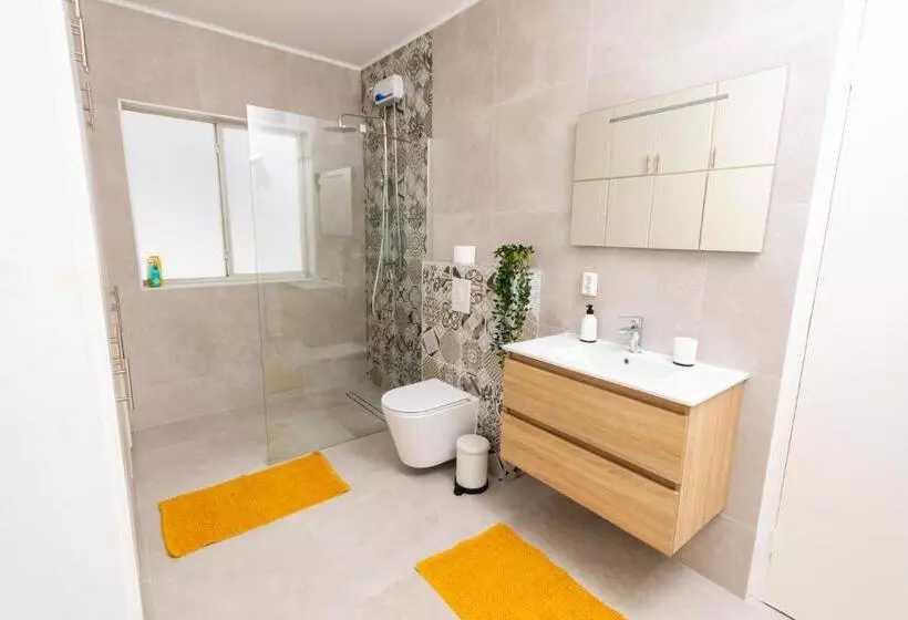 پانسیون Studio Apartment Volterra Curacao