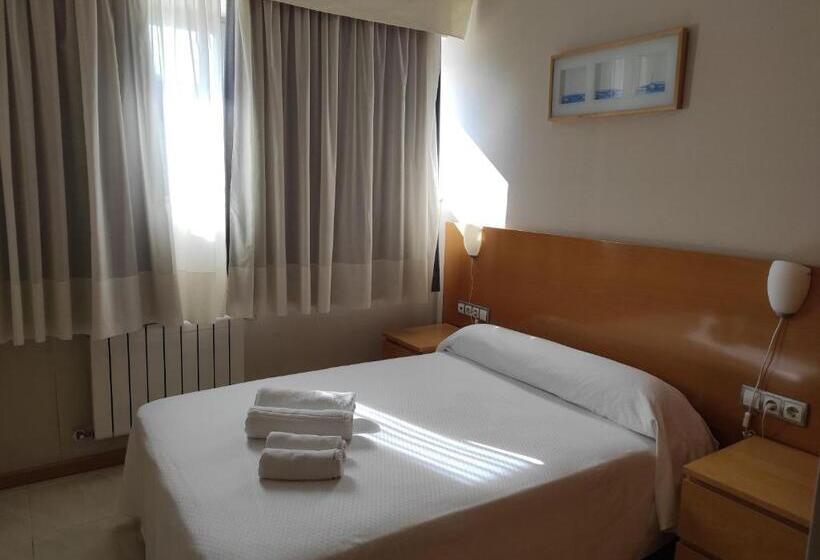 At Home Avenida Del Ejercito