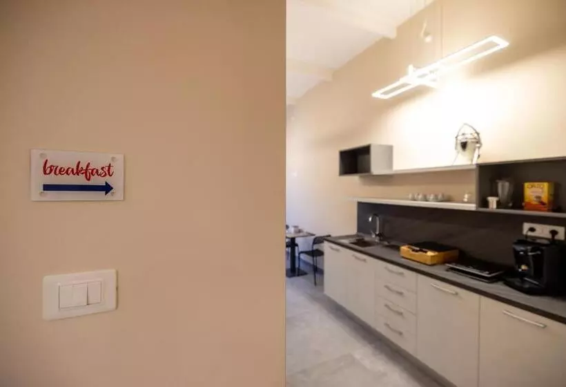 تختخواب و صبحانه Brettia Guest Rooms