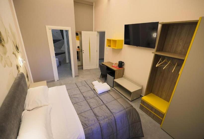 تختخواب و صبحانه Brettia Guest Rooms