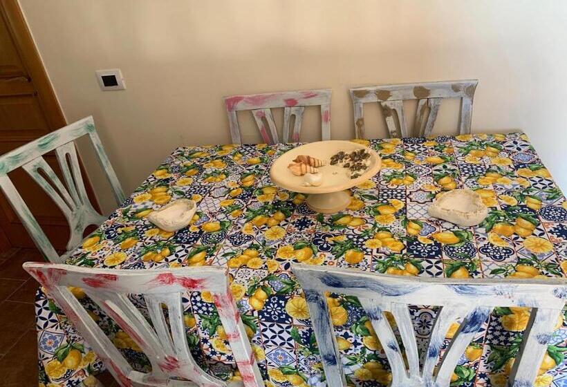 تختخواب و صبحانه La Pagliara