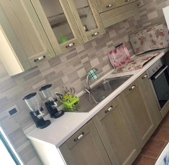 تختخواب و صبحانه La Pagliara