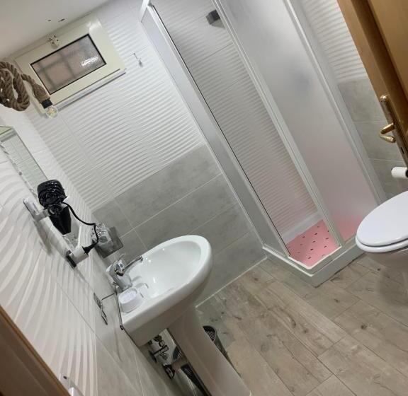 تختخواب و صبحانه La Pagliara