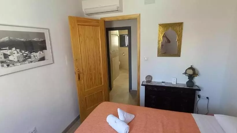 Aamiaismajoitus (B&B) Las Tres Hermanas