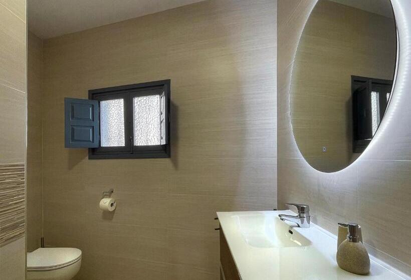 تختخواب و صبحانه Las Tres Hermanas