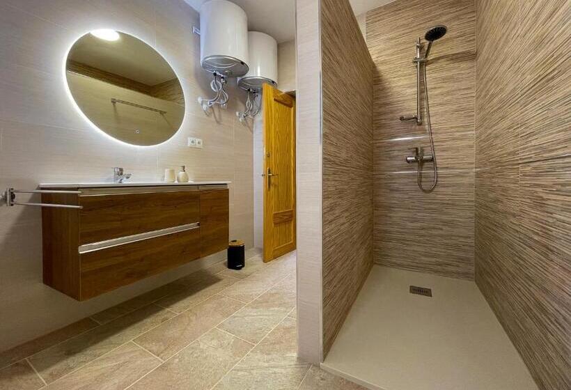 تختخواب و صبحانه Las Tres Hermanas