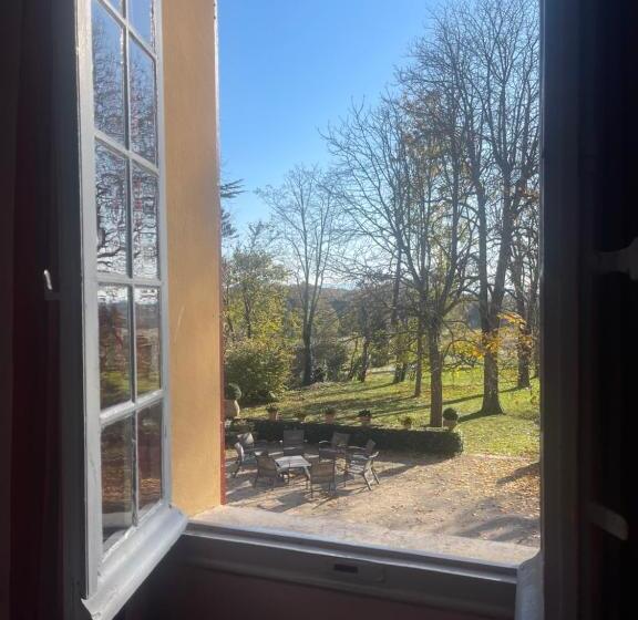 تختخواب و صبحانه Suite Le Quervalat Dans Magnifique Bastide 18eme