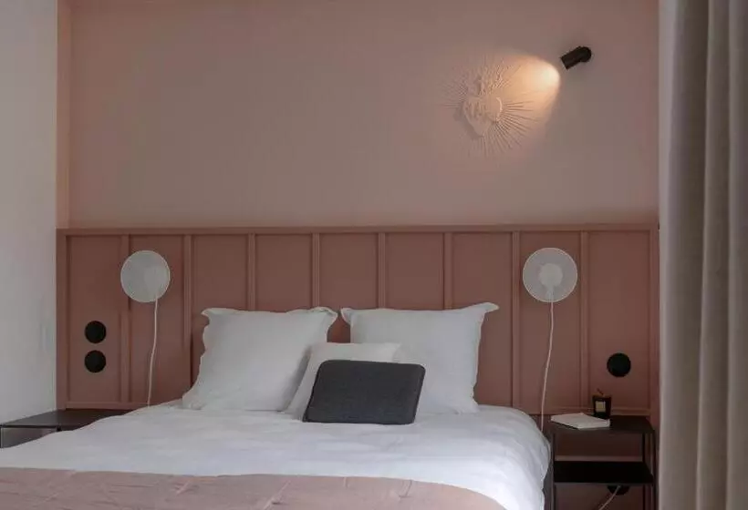 Hotelli Hôtel Le Prieuré