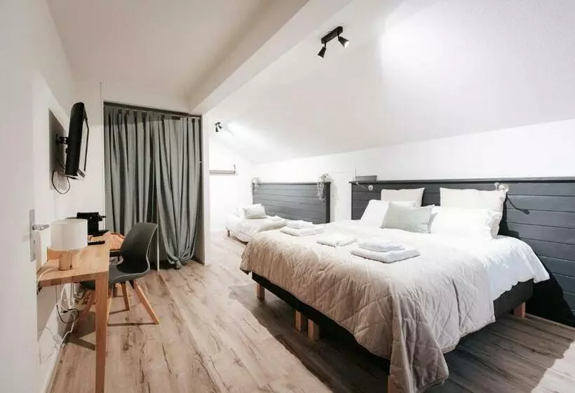 ホテル Hôtel Restaurant Les Loges Du Léman