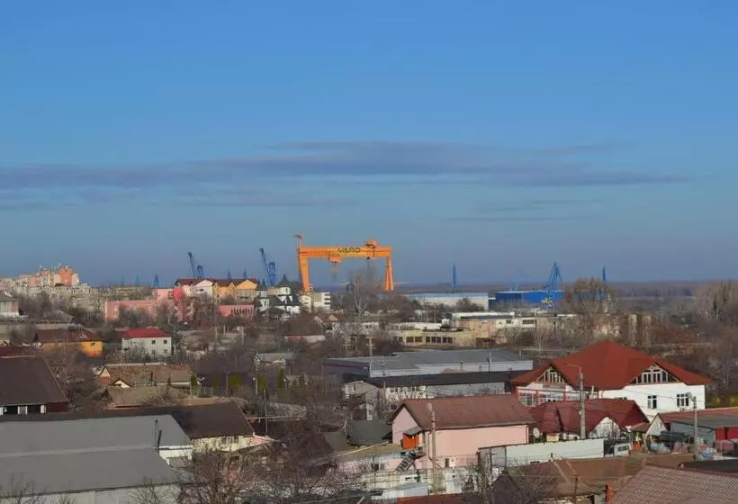 هتل Live Tulcea