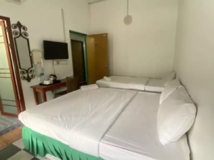 ホテル Oyo 90686 Sianglory Inn