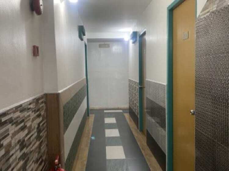 فندق Oyo 90686 Sianglory Inn