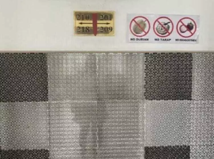 ホテル Oyo 90686 Sianglory Inn