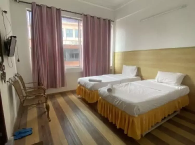 ホテル Oyo 90686 Sianglory Inn