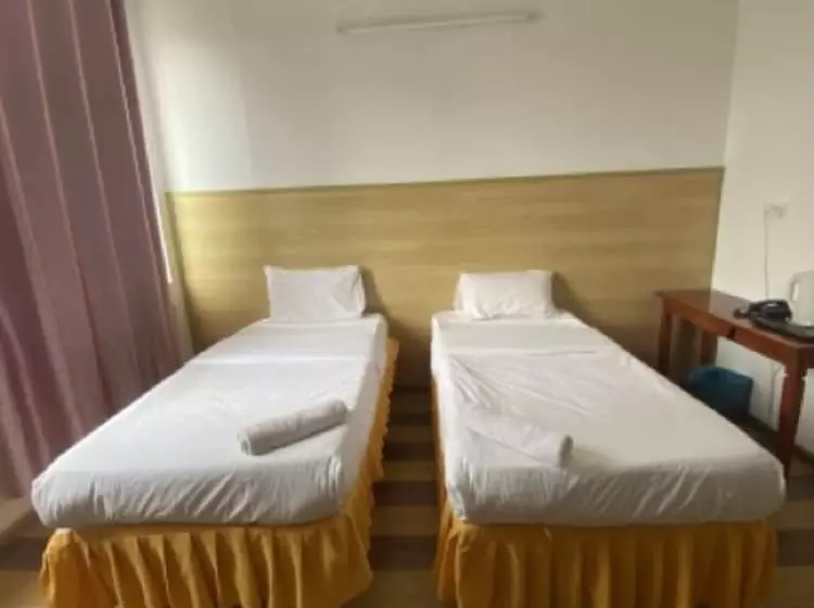 ホテル Oyo 90686 Sianglory Inn