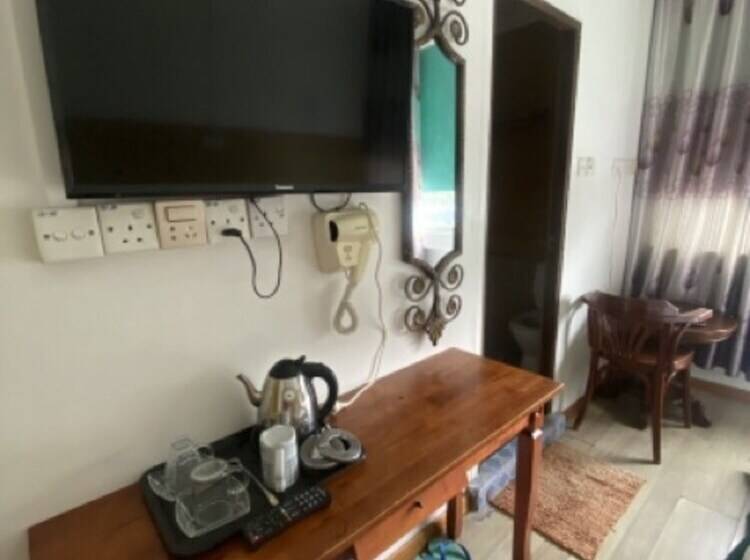 فندق Oyo 90686 Sianglory Inn