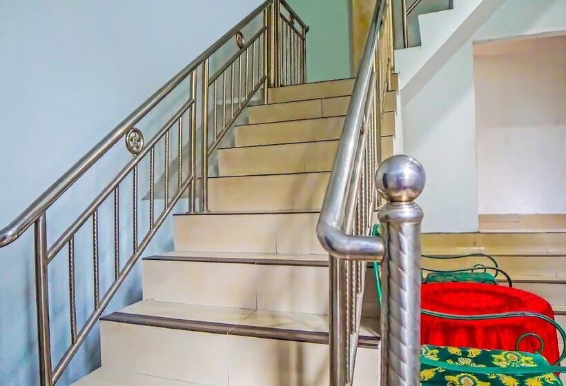 فندق Oyo 91976 Abadi