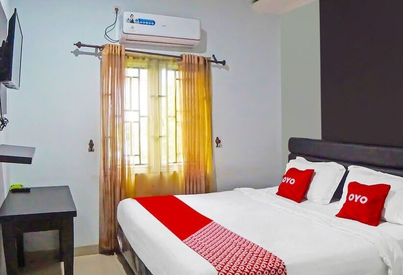 فندق Oyo 91976 Abadi