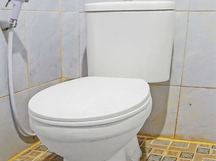 فندق Oyo 91976 Abadi