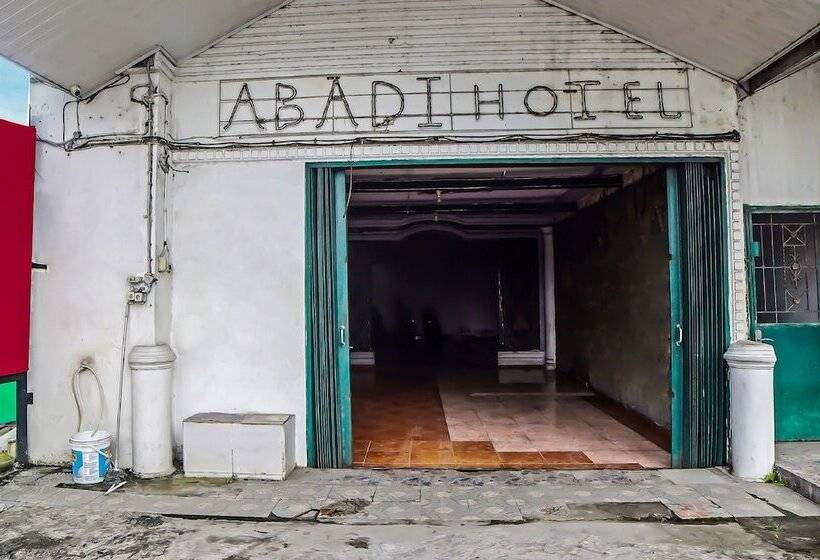 فندق Oyo 91976 Abadi