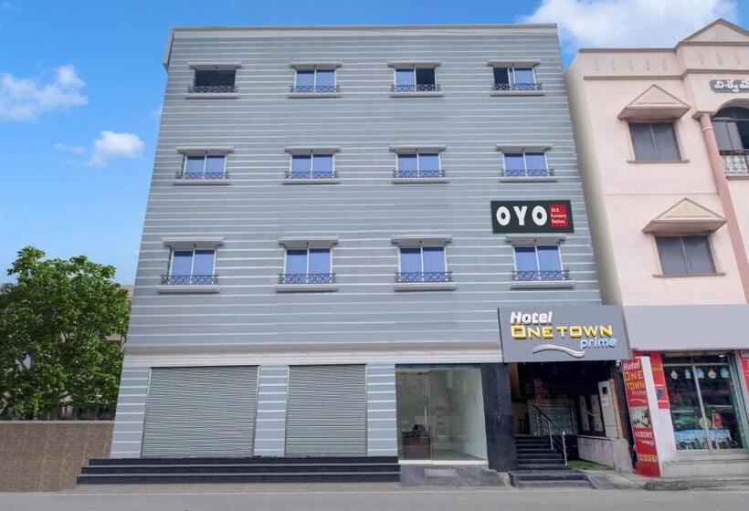 Super Hotel O Vijayawada Near Railway Station