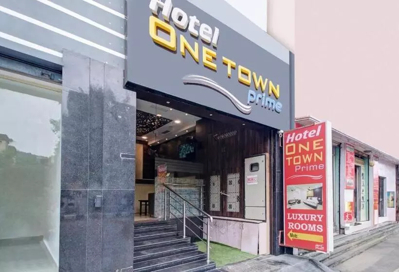 Super Hotel O Vijayawada Near Railway Station