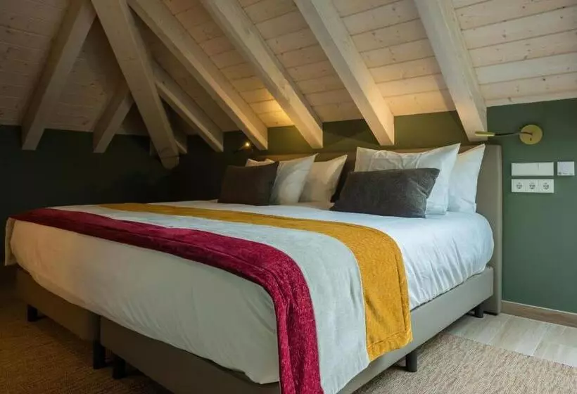 Hotelli Silken Puerta De Irati