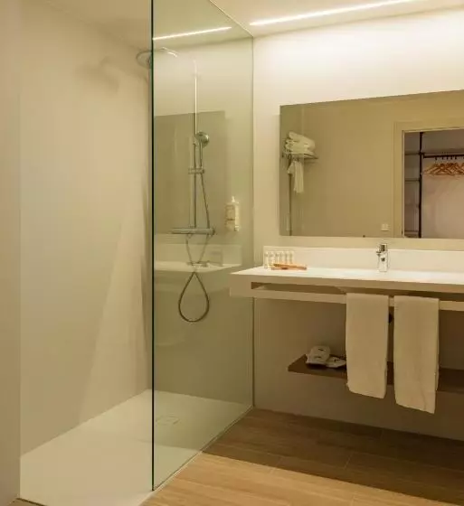 Hotelli Silken Puerta De Irati