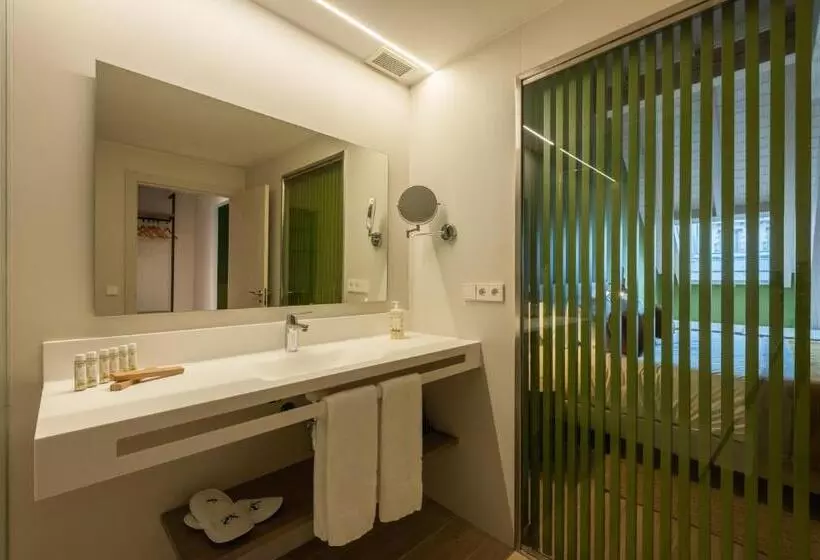 Hotelli Silken Puerta De Irati