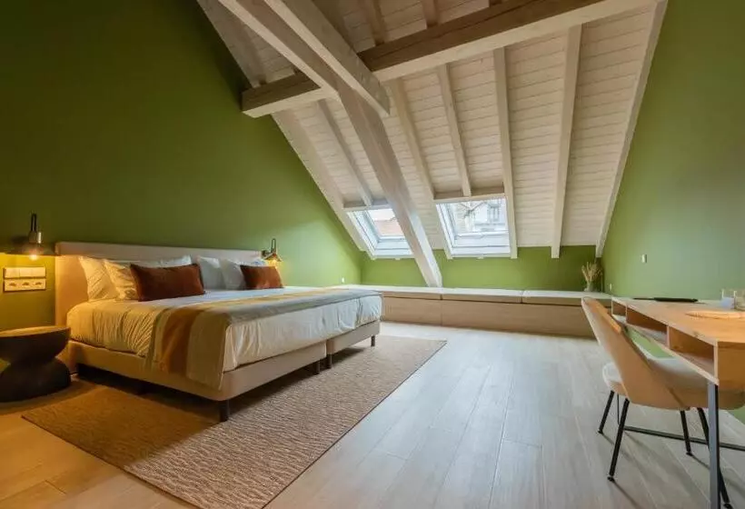 Hotelli Silken Puerta De Irati