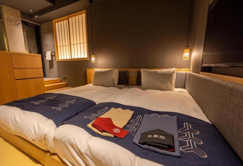 בית מלון כפרי Zagakukan