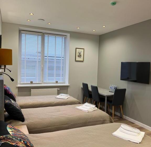 پانسیون Birch Alley Self Check In