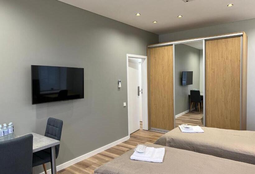 پانسیون Birch Alley Self Check In