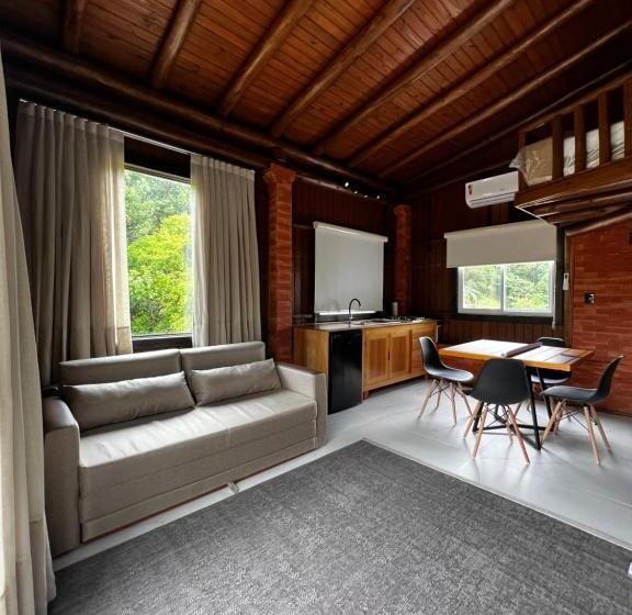 پانسیون Pousada Vale Das águias