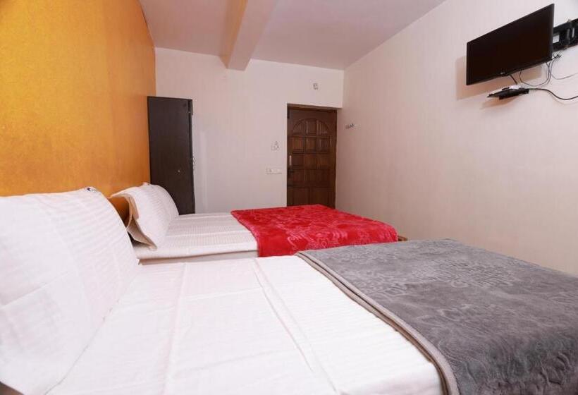 פנסיון Seven Endue Cottages