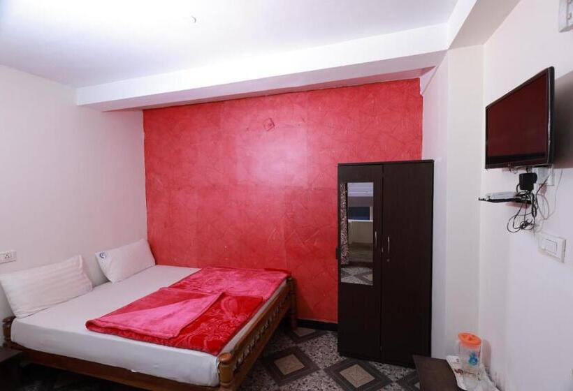 פנסיון Seven Endue Cottages